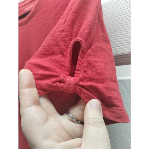 Talbots Women's Size Medium Red Slub Cotton Keyhole Sleeves Tee T-Shirt - Picture 4 of 5